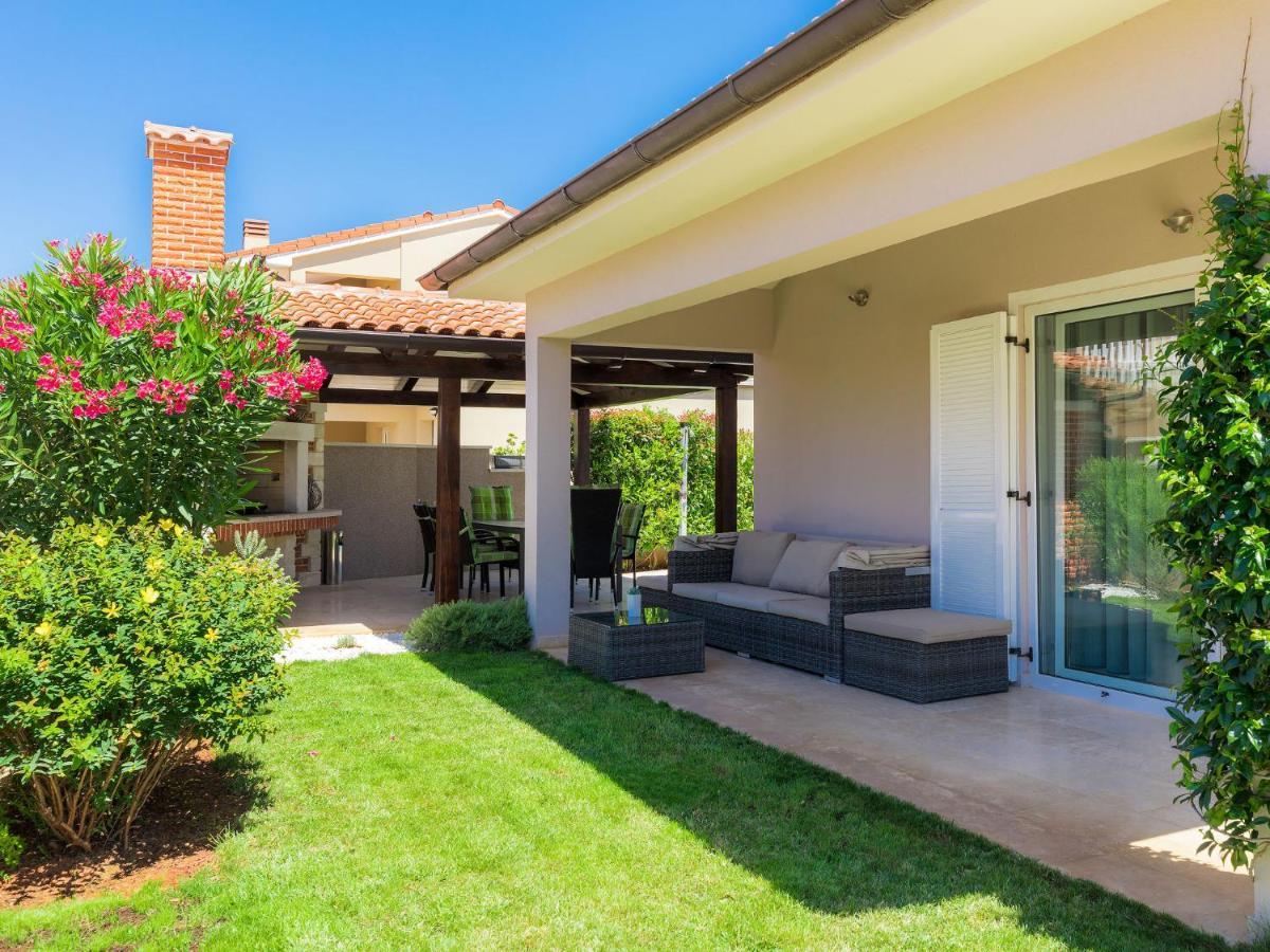 Holiday Home Villa Valentina By Interhome Loborika ภายนอก รูปภาพ