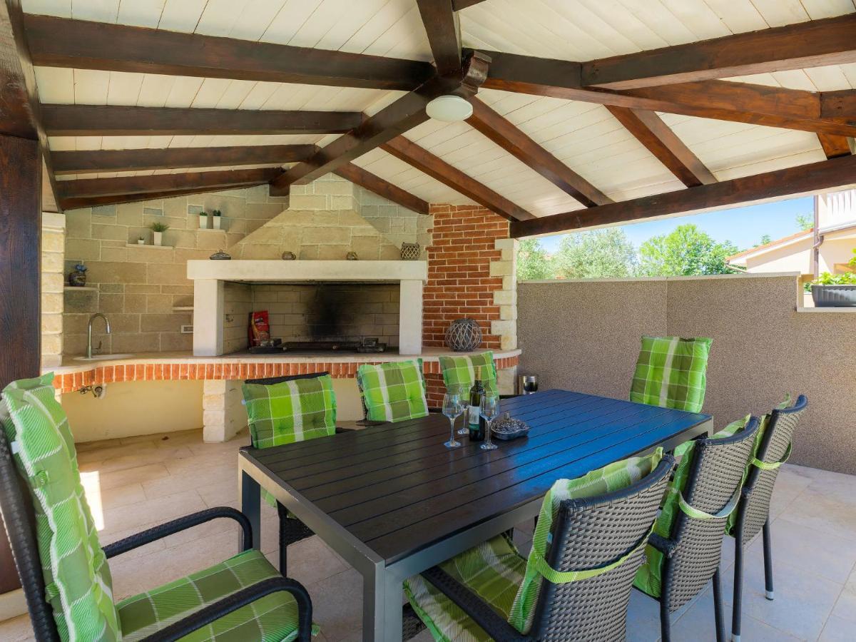Holiday Home Villa Valentina By Interhome Loborika ภายนอก รูปภาพ