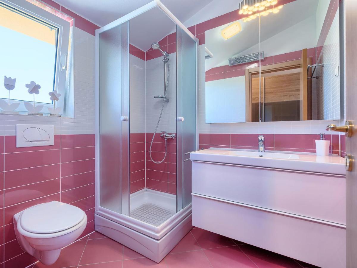Holiday Home Villa Valentina By Interhome Loborika ภายนอก รูปภาพ